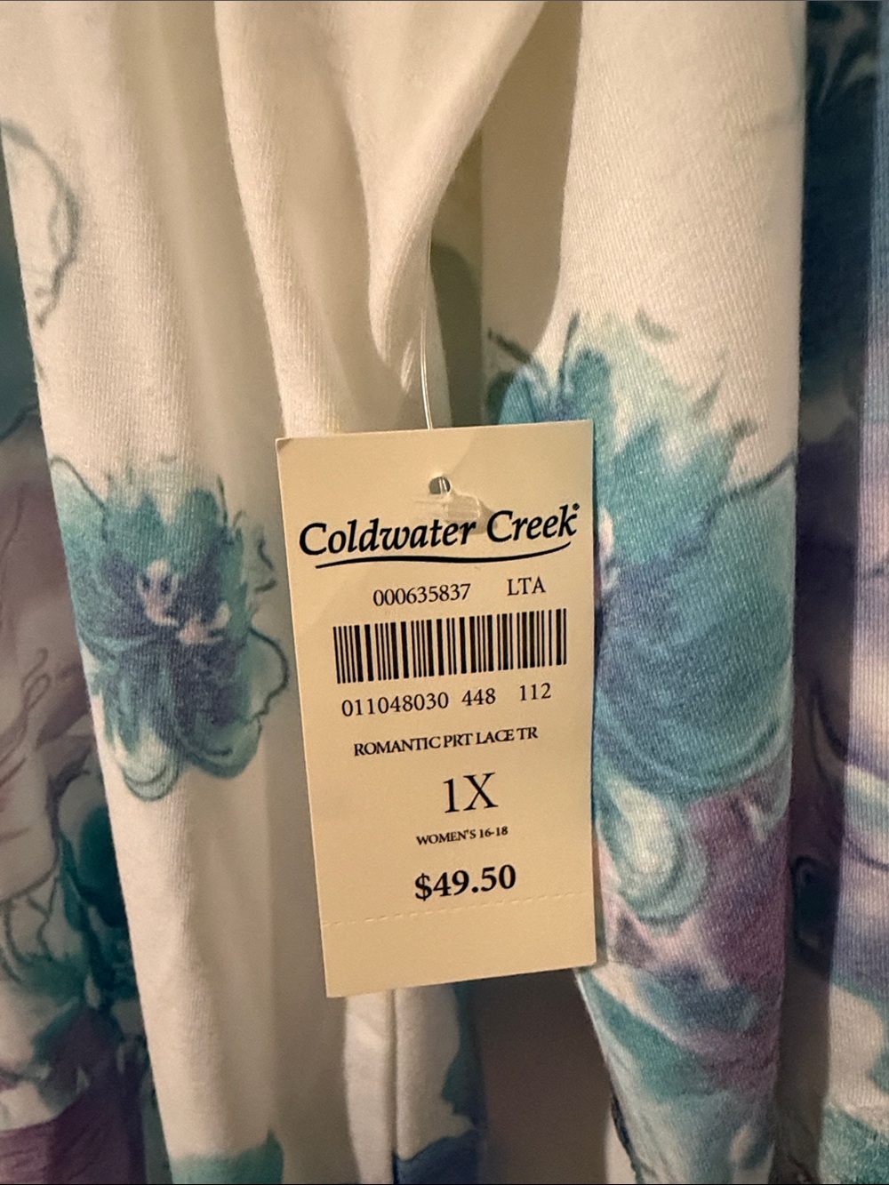 NWT Women’s Floral Scoop Neck Top - White with Blue & Purple Print - Picture 2 of 4